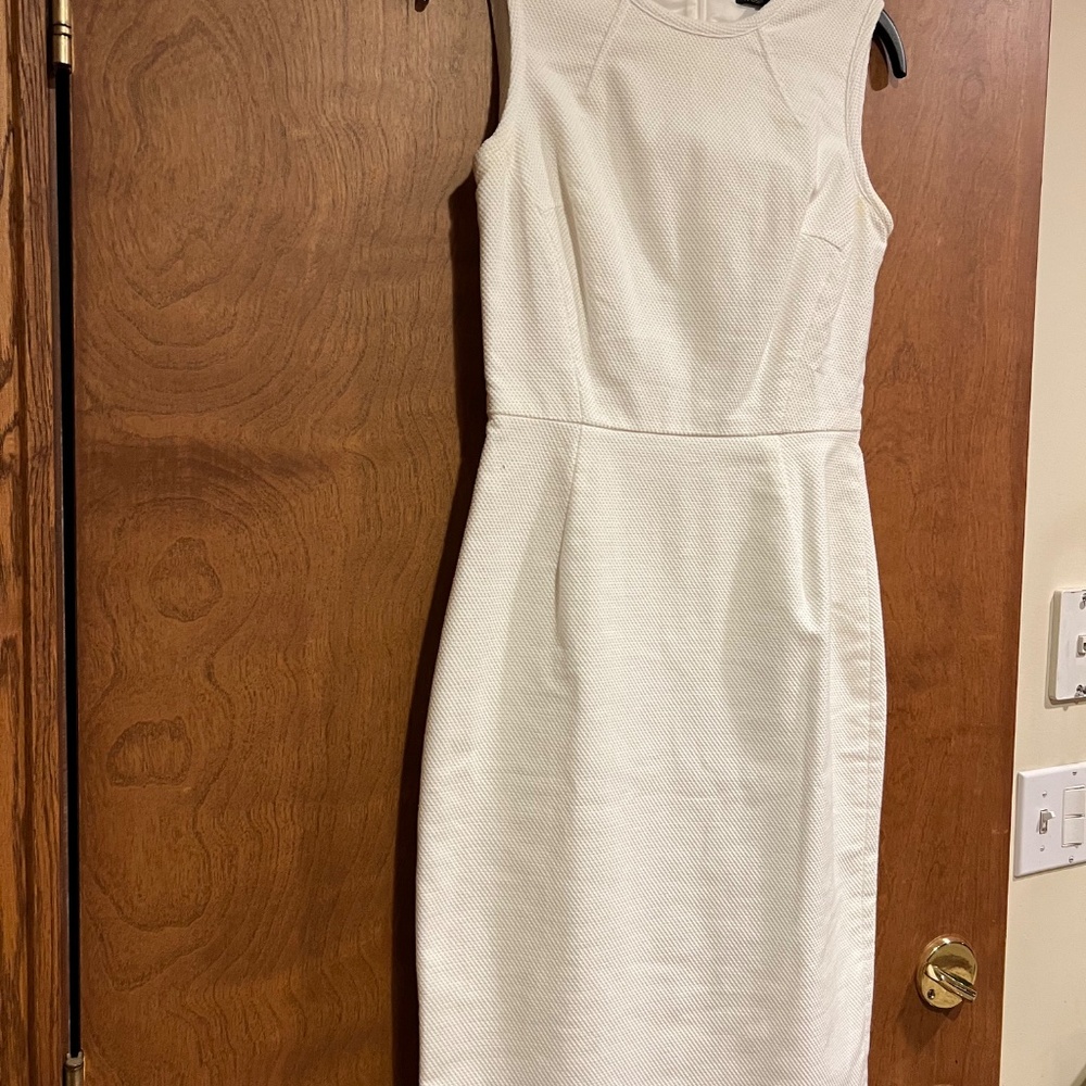 Brooks Brothers women's white sheath dress - Picture 3 of 10